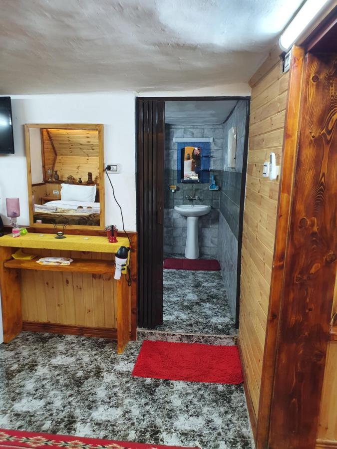 Odibat Studioes Daire Ceraş Dış mekan fotoğraf